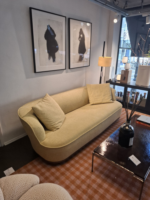 lilum sofa showmodel image 2