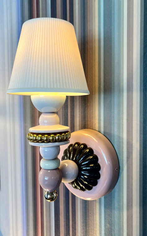 Wall Firefly Sconce Showroommodel image 2