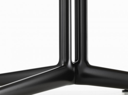 Eames Plastic chair DAL la fonda image 10