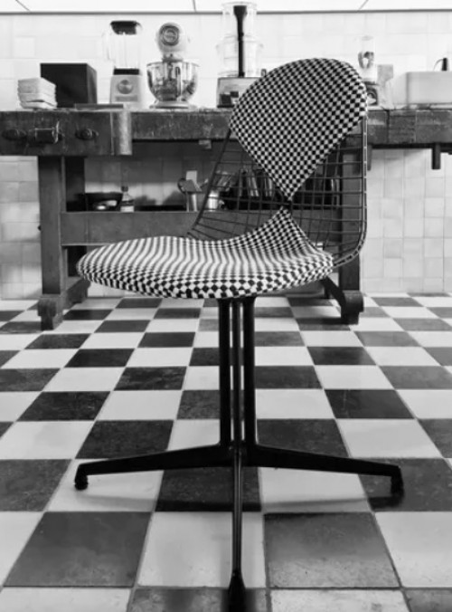 eames DKL la fonda image 2