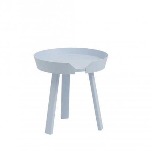 around side table showmodel image 1