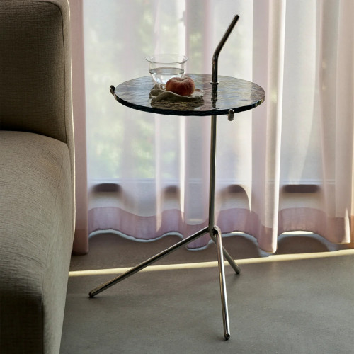 halten side table showmodel image 2