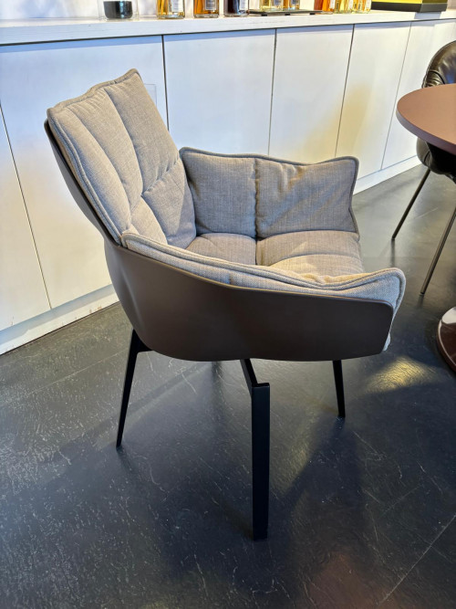 husk dining chair P1GN image 1