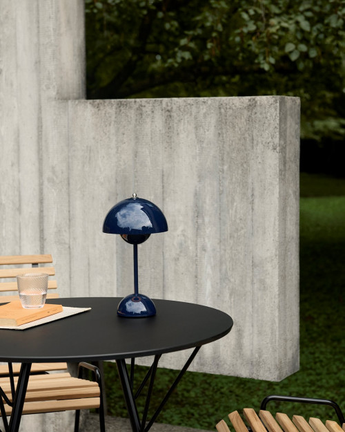 flowerpot VP9 steel blue image 2