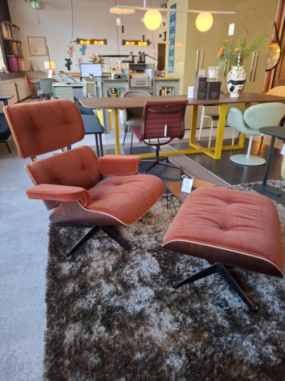 Lounge Chair + ottoman image 4