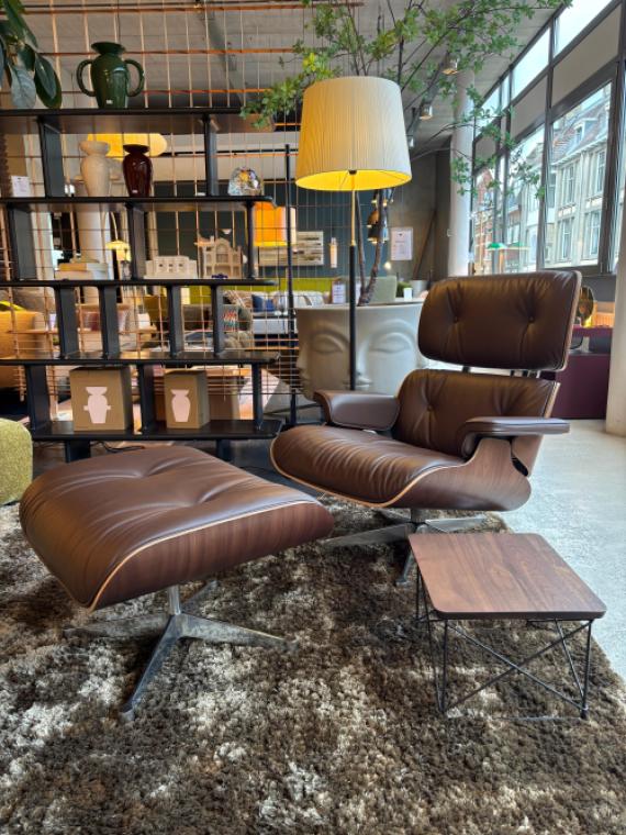 Lounge Chair + ottoman image 4