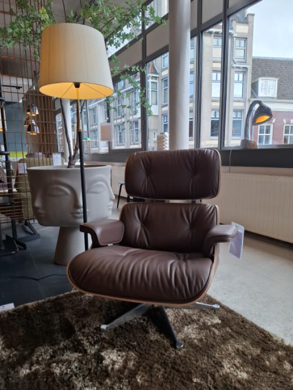 Lounge Chair image 2