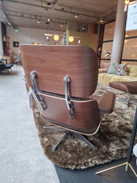 Lounge Chair image 3