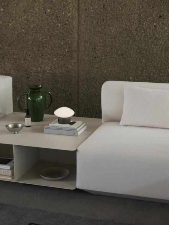 develius coffee table image 5