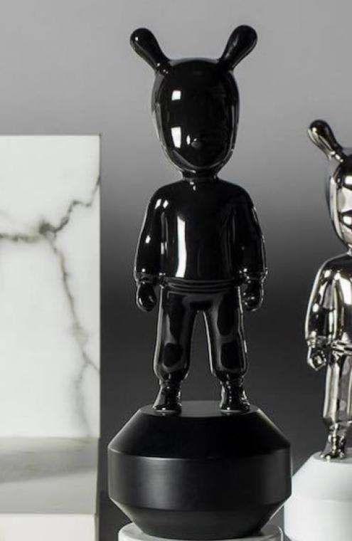 lladro the guest black image 1