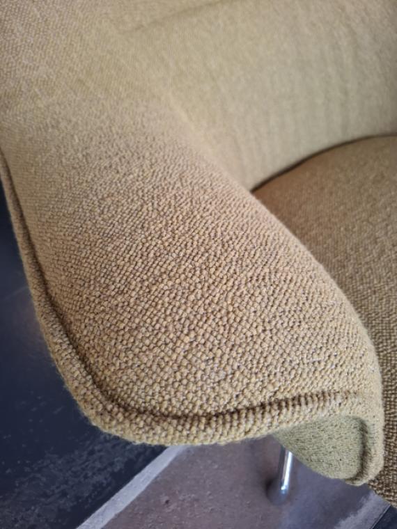 Doze swivel chair showmodel image 3