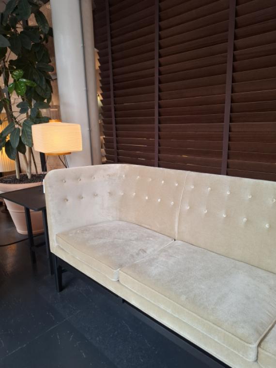 Mayor sofa AJ5 showmodel image 3