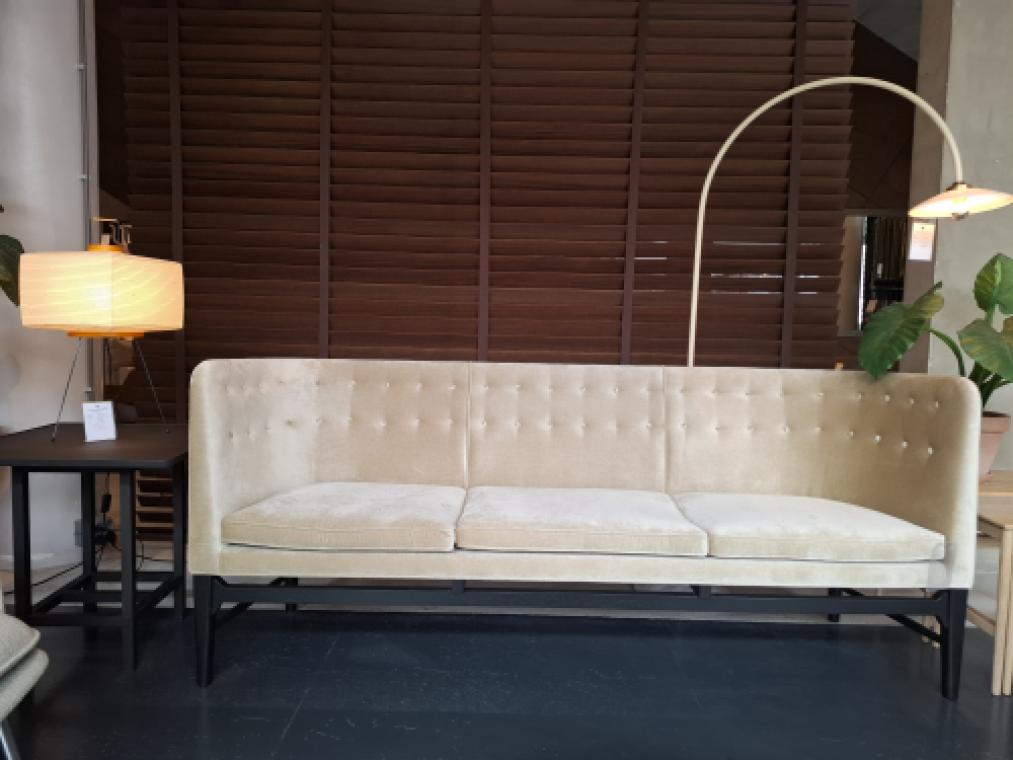 Mayor sofa AJ5 showmodel image 4