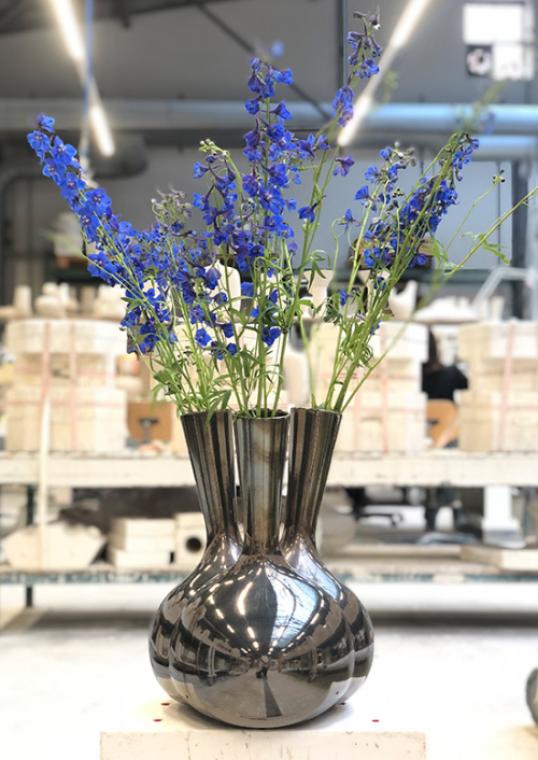 Mama Vase image 4
