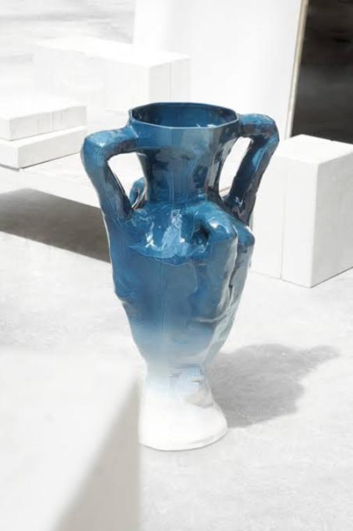 Attora vase image 1